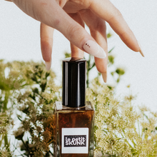 Load image into Gallery viewer, le petit skunk parfum oil